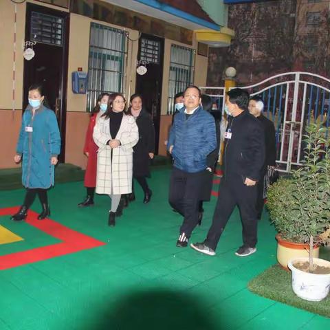 督导检查促成长                                           一一凤鸣幼儿园迎接市级督导检查