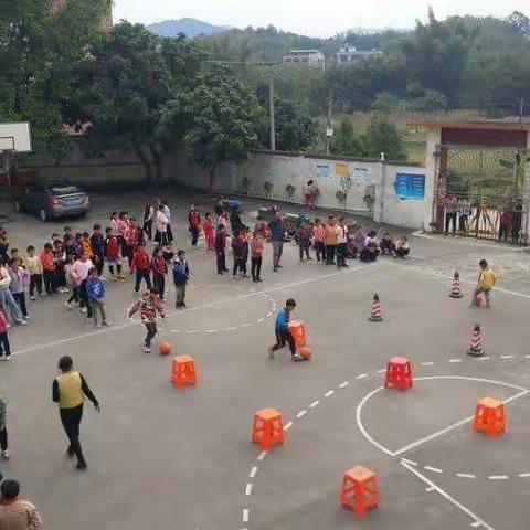 罗江镇中心学校旺华分校第一届“庆元旦”趣味运动会