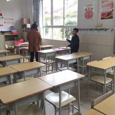 做班主任的简单幸福