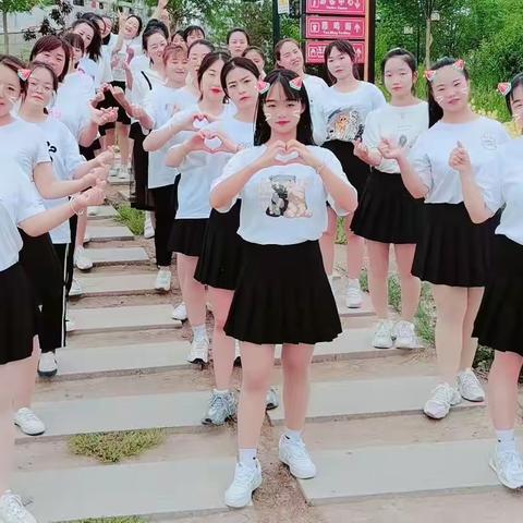 “有你、有我、有未来”教师团建活动精彩瞬间