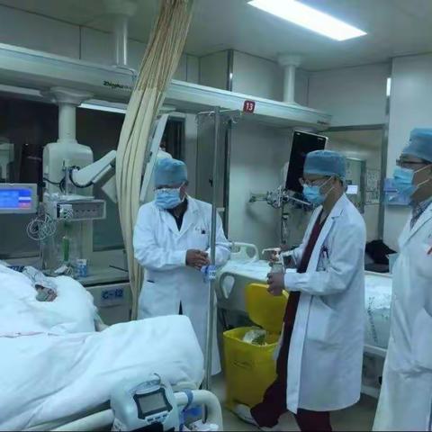 与爱同行——给白衣天使的一封信（南地小学四一班:胡绍康 指导教师:董世潇）