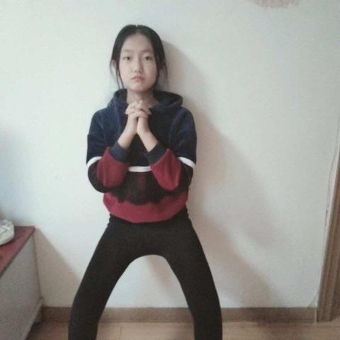 图们市长安小学“疫情不停课”运动在家里进行！