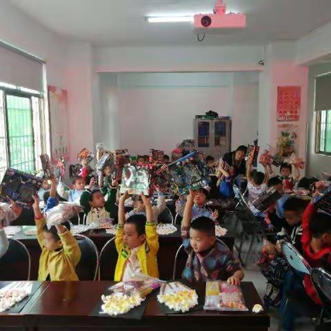 “关心下一代，筑梦自贸港 ” 人民街道邦墩社区儿童绘画创意活动