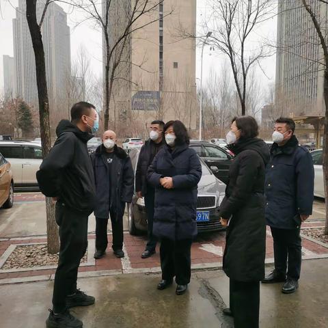 李巍副区长深入群力地区检查第74号公告落实情况