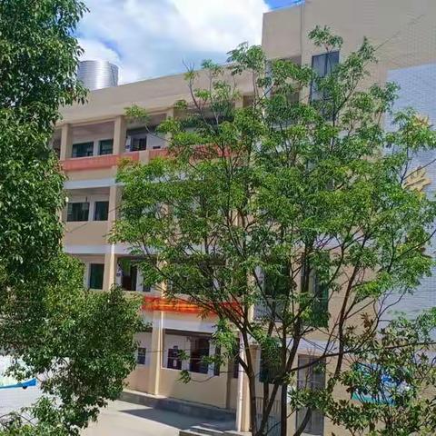 军田中心小学