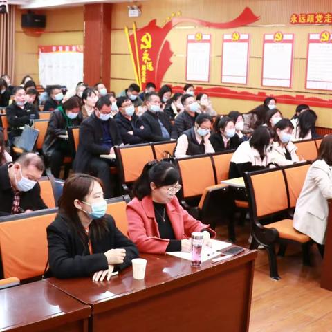 交流探讨共成长，精研善思谱新章——许昌市建设路小学代晓凯名师工作室教研活动纪实