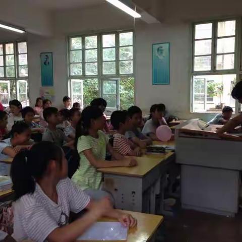 新明小学首次经典诗文背诵活动