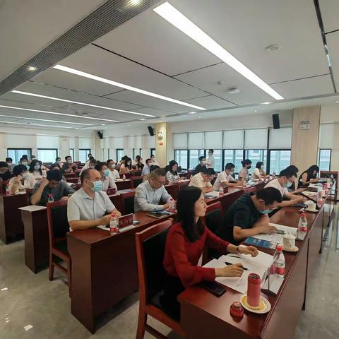 做好高层次人才引进服务，助力民营企业高质