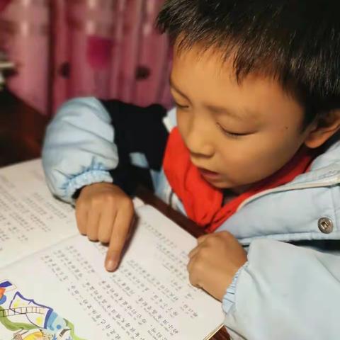 【阅读悦精彩】书中自有黄金屋，书中自有吾快乐——实验小学二（2）班阅读之星吴宇灏