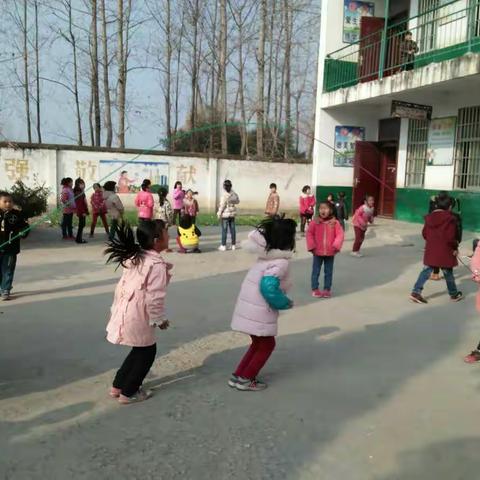 张俭学校大课间活动剪影
