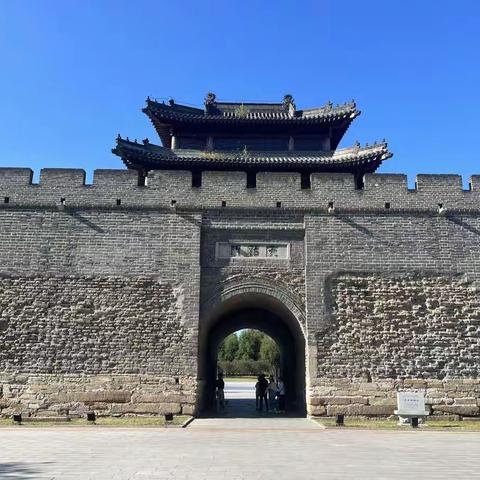 历经沧桑的东京城