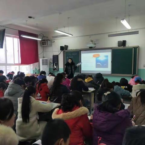 同课异构展风采          教研活动促成长——石桥镇中心小学语文教研组“同课异构”暨观摩课教学研讨