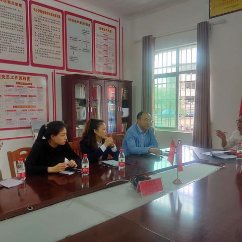 上顿渡镇中心小学古诗场景教学研讨