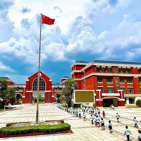 温馨家访路，共筑家校情——广饶县兴安小学“百名教师访千家”活动纪实