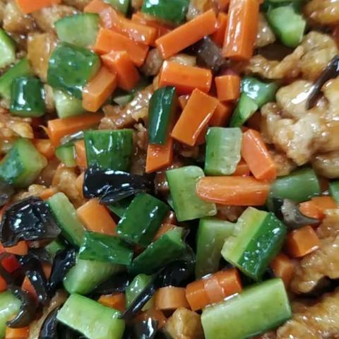 今日特色：糖醋里脊