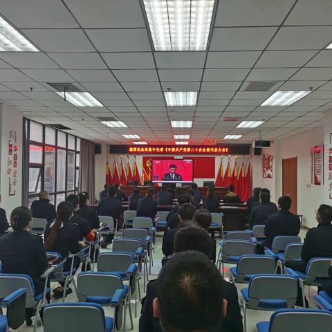 国际港务区城管执法局通过“每周一课”系列讲堂掀起学习贯彻二十大精神热潮