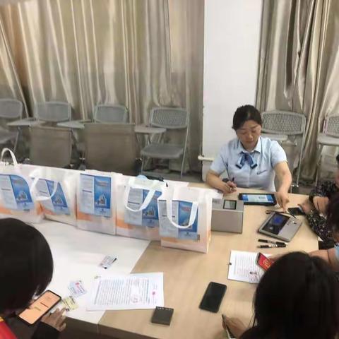 建行辽阳分行卫国路支行开展网络防诈骗主题宣传活动