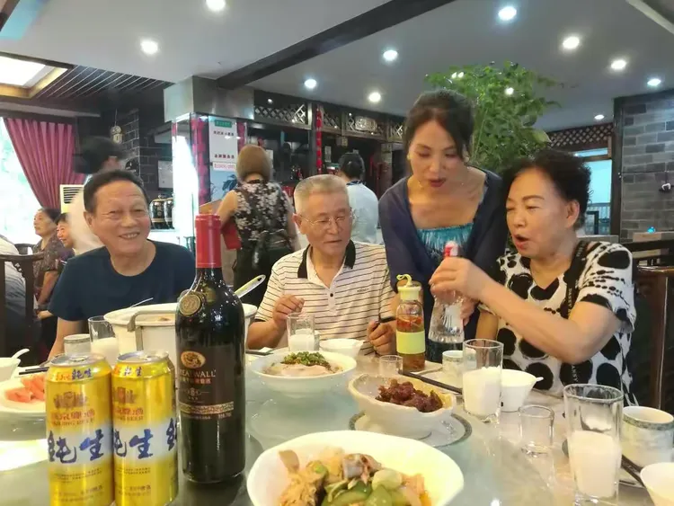 贺周德凯七十华诞。