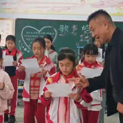 蒲韵进校园，名师育新苗大营村关工委“五老”工作室主动牵头，倾力搭建传统文化传承桥梁。
