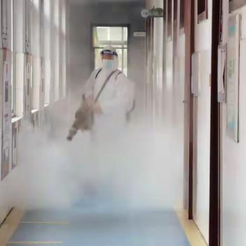 做好校园消杀，筑牢疫情防线—德州市石芦街小学疫情防控在行动