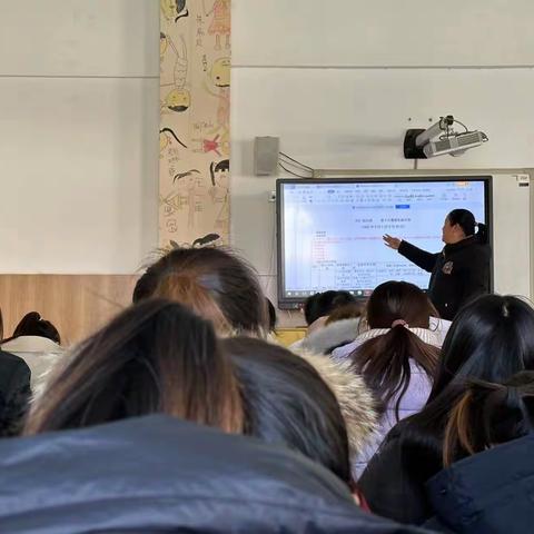 开展业务学习，促进教师成长——附小幼儿园