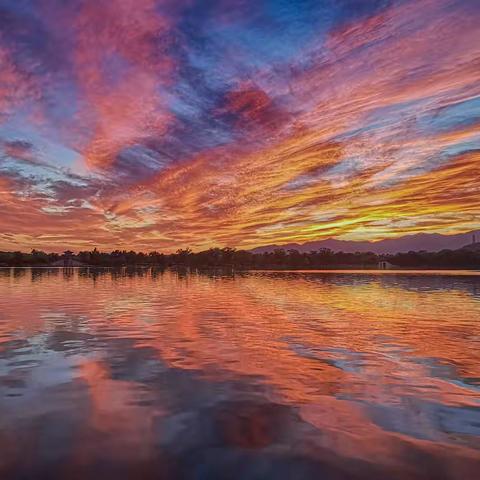 颐和园红霞