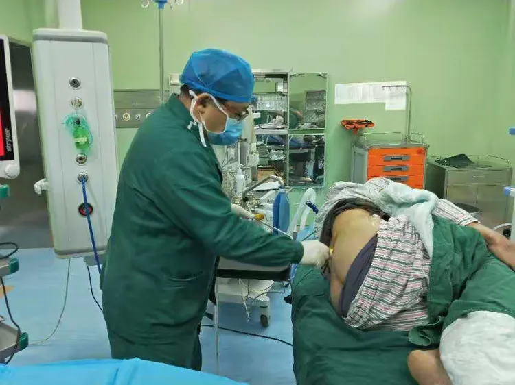 一例前列腺电切手术