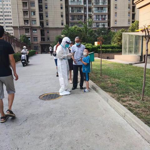 浦发电子正街支行，公益在行动