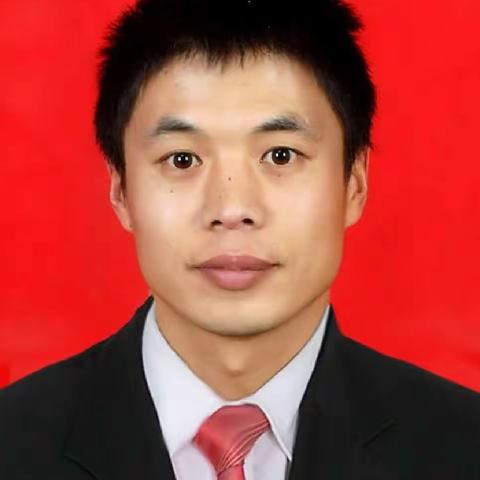 临清市优秀班主任——张立新老师
