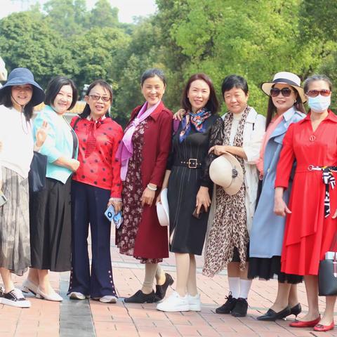 美哉，我们的节日！