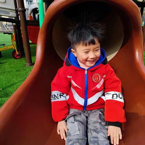 大班活动——神奇的静电