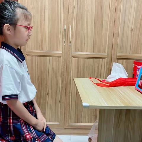 高兴成长记一加入少先队