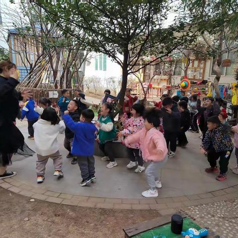 伊禾幼儿园—————小九班               角色扮演区