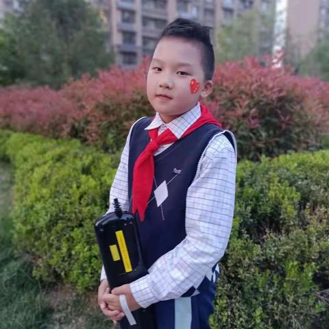 义轩自律好少年3.3班