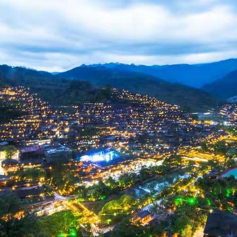 行摄多彩贵州—千户苗寨