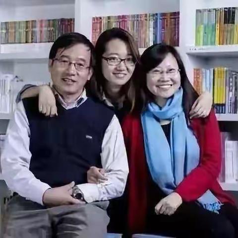 敦煌市幼儿园中三班《什么样的家庭孩子养得好》