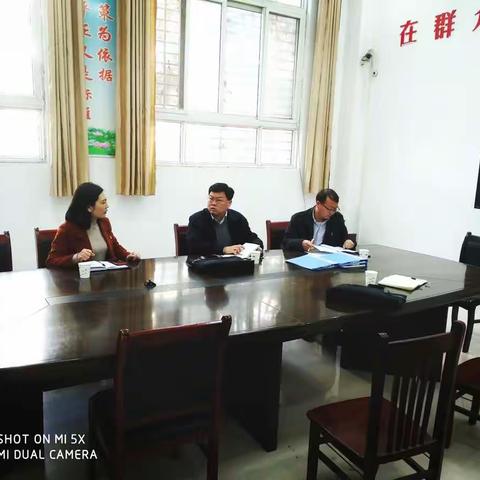 变“开门接访”为“下沉接访”