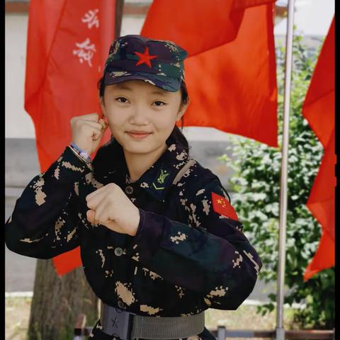 青海龙焱特训第五届第一期军事夏令营第二天科目