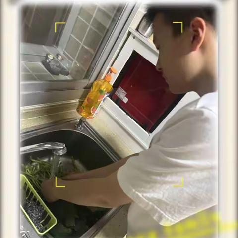 巧手做美食，同心共抗疫 高新一中八年级六班