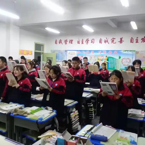 【“三抓三促”行动进行时】 双向奔赴  共育精英 —— 文峰中学高二15班驻校家长记实