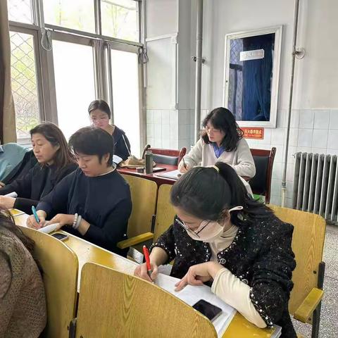 青年赛课促卓越     师生共进展风采