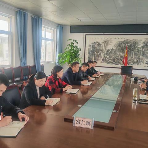 县人大常委会主任朱建平到富仁镇调研指导工作