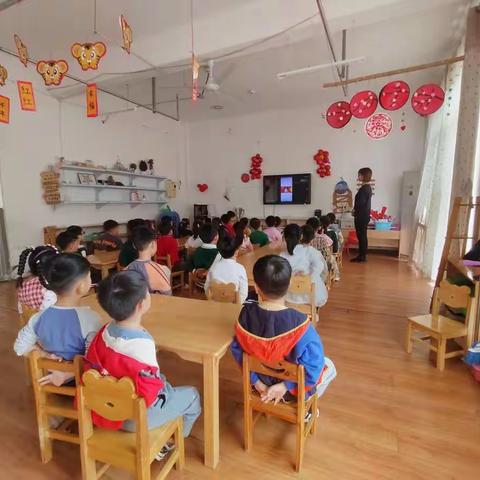 学雷锋，致先锋