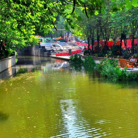 广州荔枝湾，恩宁路。