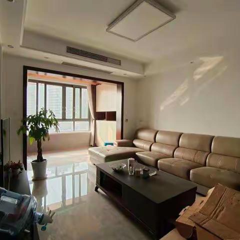 天怡庄园产权135平米品牌装修，买两层得3层！