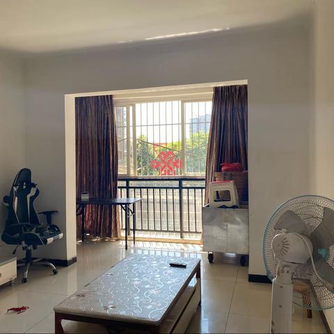 天池府邸电梯简装87平，56万