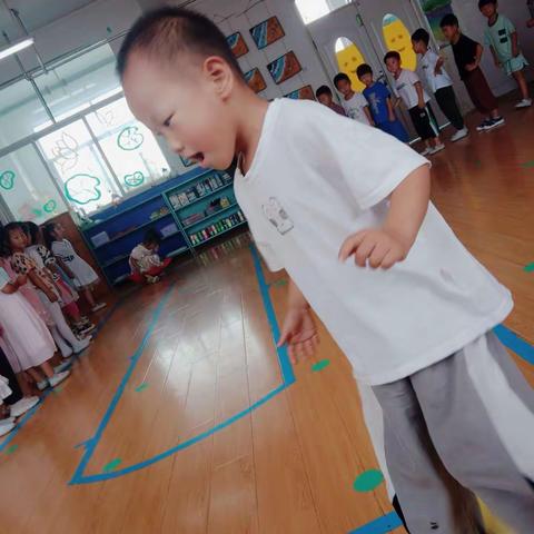 🔆欢乐体智能---向日葵班🌻