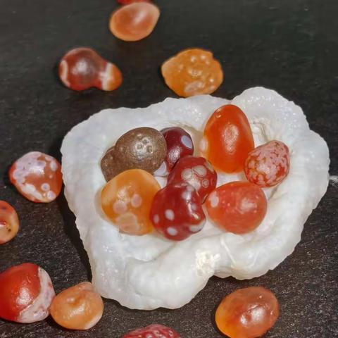 首饰那么多，却唯独缺一颗戈壁珠宝