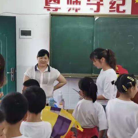中黄小学“童心向党，幸福成长”六一儿童节致敬百年华诞