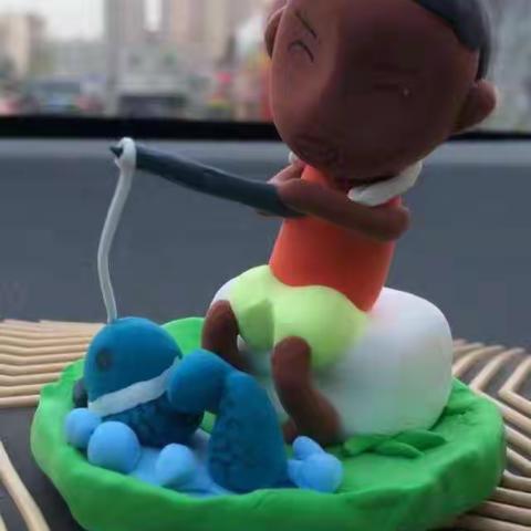 爱钓鱼的黑老头